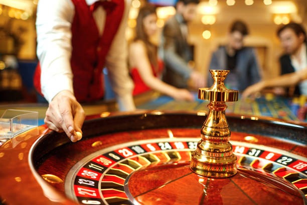 Live dealer table interface on mobile